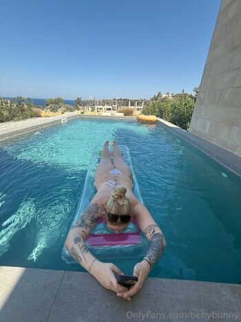 Anja / bebybunny / anjaerikastroem nude photo #7