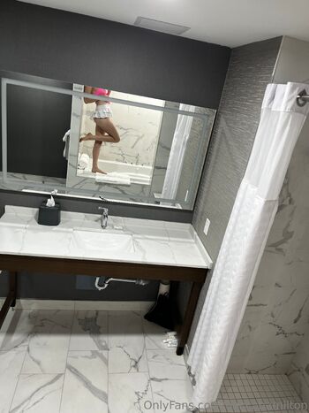 Becca Hamilto / beccahamilton nude photo #21