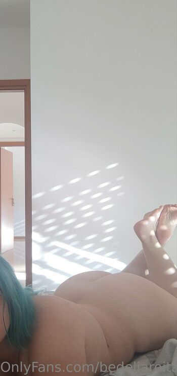 Bedeli / bedeliaroitare nude photo #3