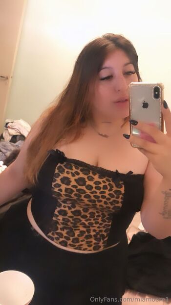 Belu / beelufree nude photo #23