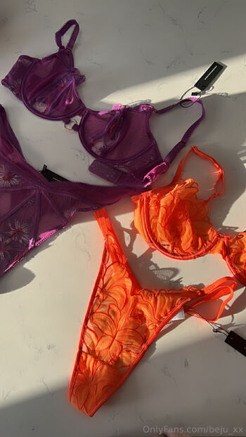 BeJ / beju_xx nude photo #33