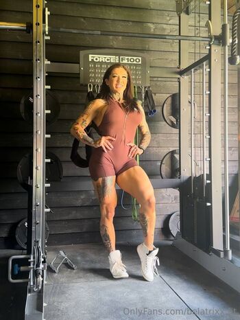 Belatri / belatrixx.fit nude photo #11