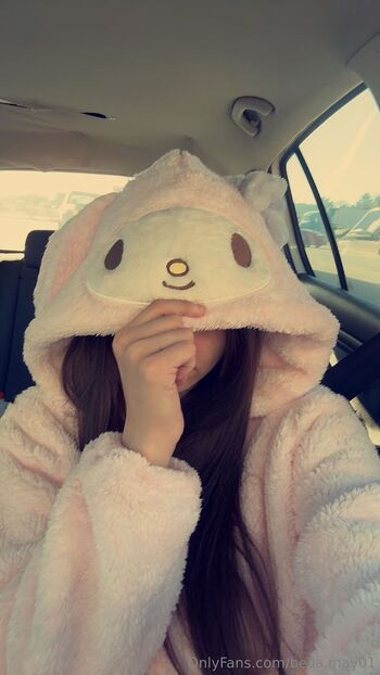 bella / bella.may01 nude photo #4