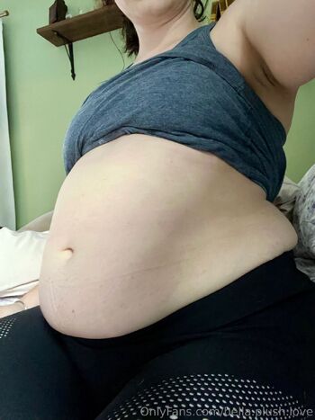 Bell / bella.plush.love nude photo #7