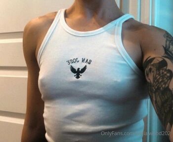 Bella / bella.wood202 / bellawoodgames nude photo #15