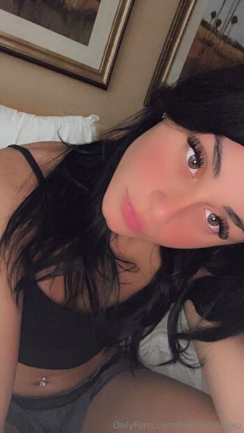 Bellax / bellababyxo nude photo #12