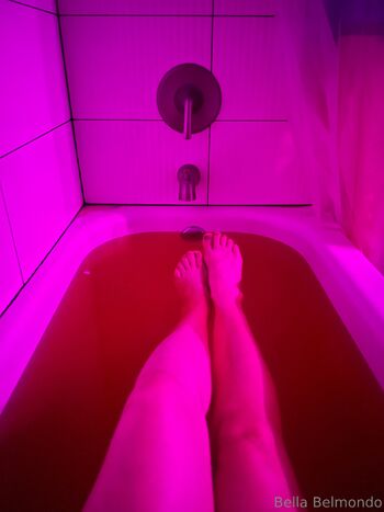 Bella Belmond / bellabelmondo nude photo #25