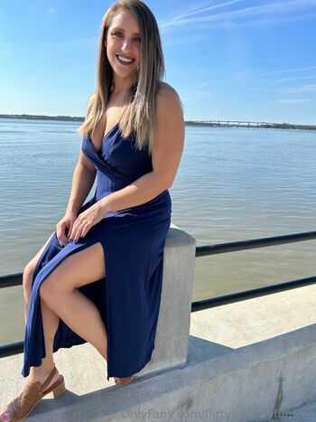 Bella Brook / bellabrooksnextdoor nude photo #10