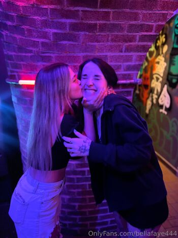 Bella Fay / bellafaye444 nude photo #32