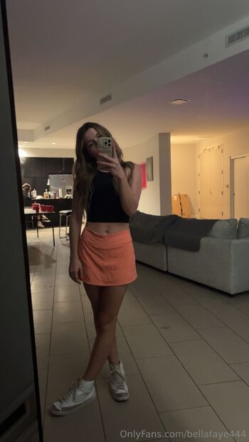 Bella Fay / bellafaye444 nude photo #37