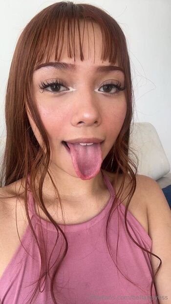 Bella / bellahayess nude photo #9