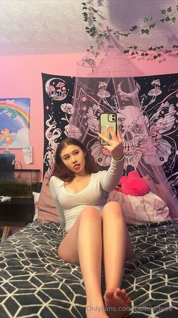 Bella Jad / bellajadeee nude photo #20