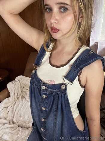 Bella Marie Berrad / bellamarieberrada nude photo #34