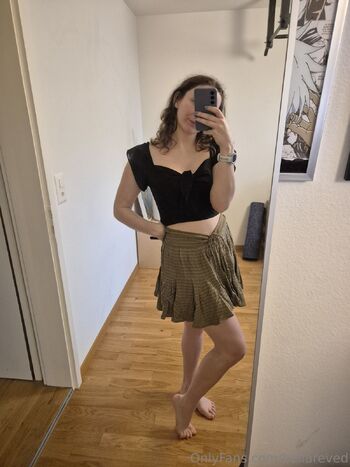 Bell / bellareved nude photo #35