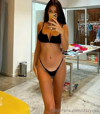 Bell / bellaskaa nude photo #22