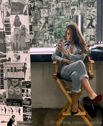 Bell / bellaskaa nude photo #33