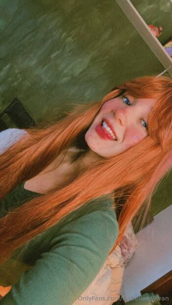 Be / bellasulli nude photo #2