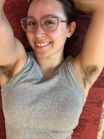 Bella with a bus / bellatrixsweets nude photo #17