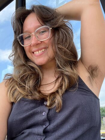 Bella with a bus / bellatrixsweets nude photo #30