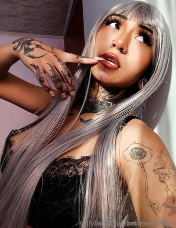 Bellebarbie SEXTING BJ QUEEN / bellebarbiefree nude photo #16