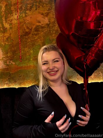 OnlyFans / belllaaaakr nude photo #8