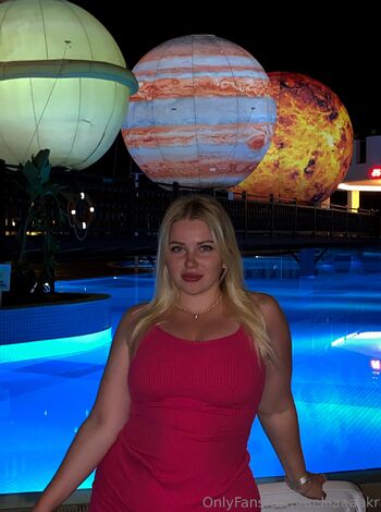 OnlyFans / belllaaaakr nude photo #16