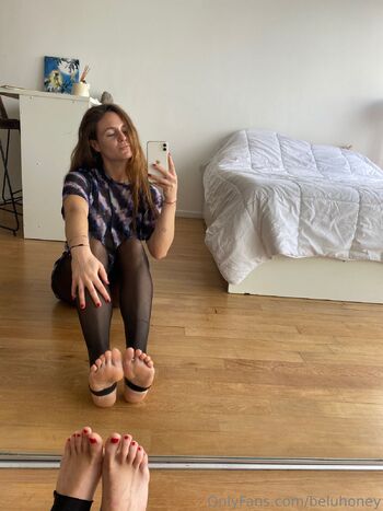 beluhone / beluhoney nude photo #14