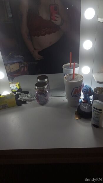 K / bendyandthekinkmachine nude photo #21