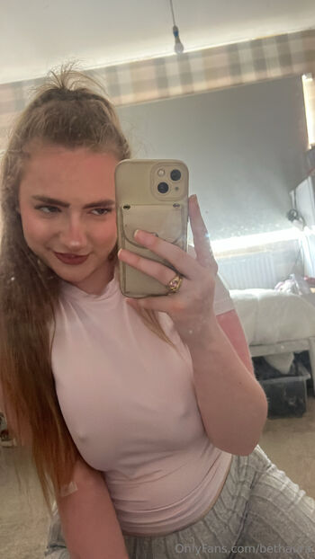 Beth Aur / bethaura nude photo #34