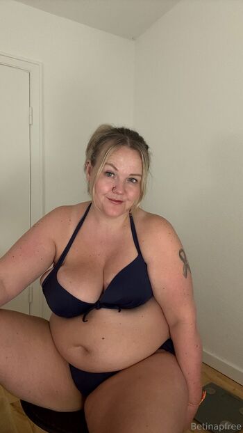 Betina poulsen free / betinapfree nude photo #3