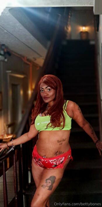 Bettybon3s / bettybones nude photo #15