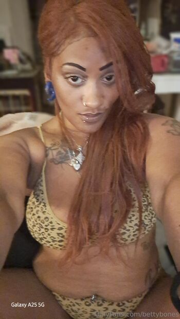 Bettybon3s / bettybones nude photo #18