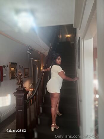 Bettybon3s / bettybones nude photo #27