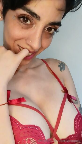 Bettybooppiu / bettybooppiu nude photo #31