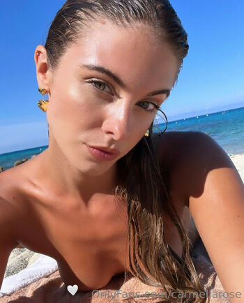 betyoullneverguess nude photo #4