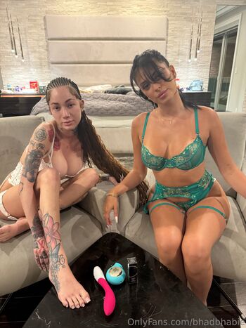 Bhad Bhabi / bhadbhabie nude photo #14