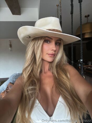 Bianca Ghezz / biancaghezzi nude photo #8