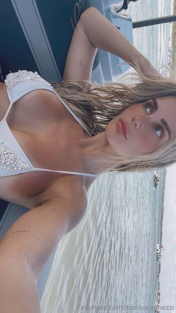 Bianca Ghezz / biancaghezzi nude photo #32