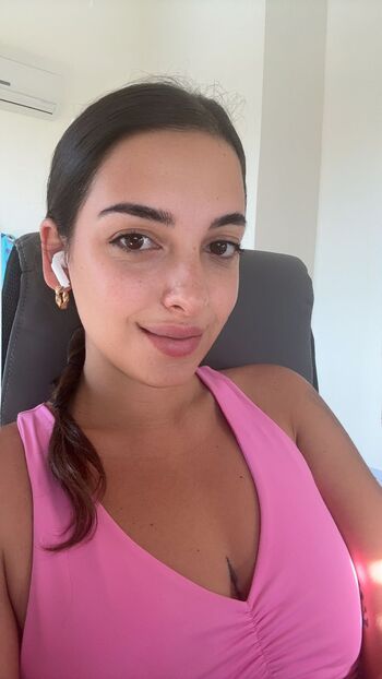 Natural Curvy Step fantasy / bichota69sexting / adisweetdreams / bichota69sext nude photo #27