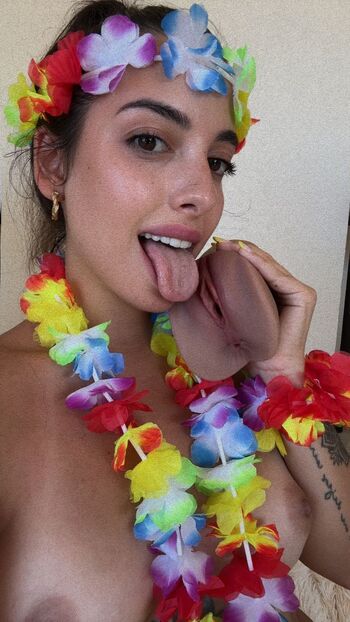 Natural Curvy Step fantasy / bichota69sexting / adisweetdreams / bichota69sext nude photo #35