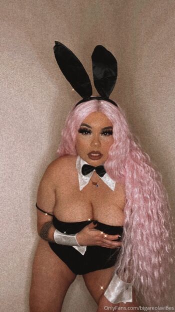 Big Areola Vibe / bigareolavibes nude photo #33