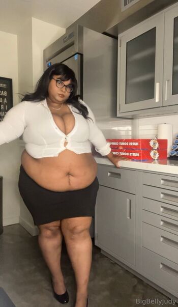 BigBellyJud / bigbellyjudy nude photo #8