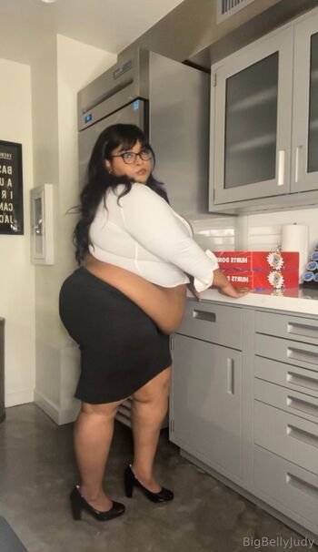 BigBellyJud / bigbellyjudy nude photo #9