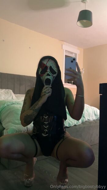 bigbootybby / bigbootybbyy nude photo #31