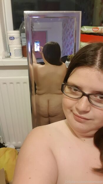 Bigcurvybeaut / bigcurvybeauty / missminniemoon nude photo #35