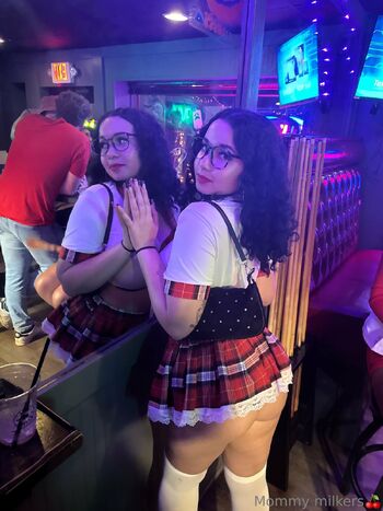 Mommy Milkers / bigjuiceybooty nude photo #19