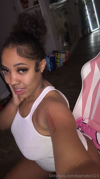 Squrtle / bigmotor123 nude photo #11