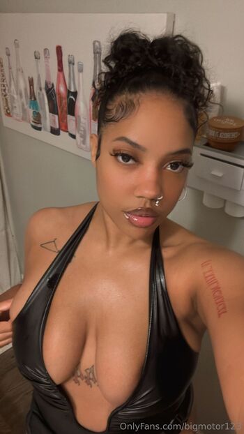 Squrtle / bigmotor123 nude photo #29