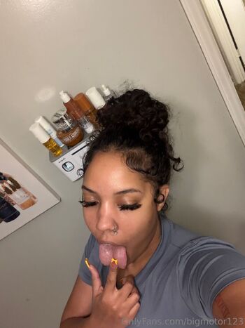 Squrtle / bigmotor123 nude photo #31