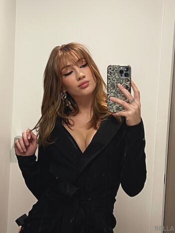 BELL / bigmouthbella / bigmouthbella_ nude photo #13